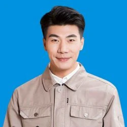 Herr Yong Li, Produktionsleiter