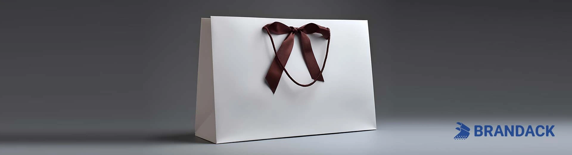 Individuelle Einkaufstasche aus Papier &ndash; ma&szlig;geschneiderte Verpackungst&uuml;ten mit Logo